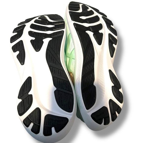 NEW || Asics Gel GT 2000 8.5 Womens Running Shoes (D Wide) - Picture 4 of 7